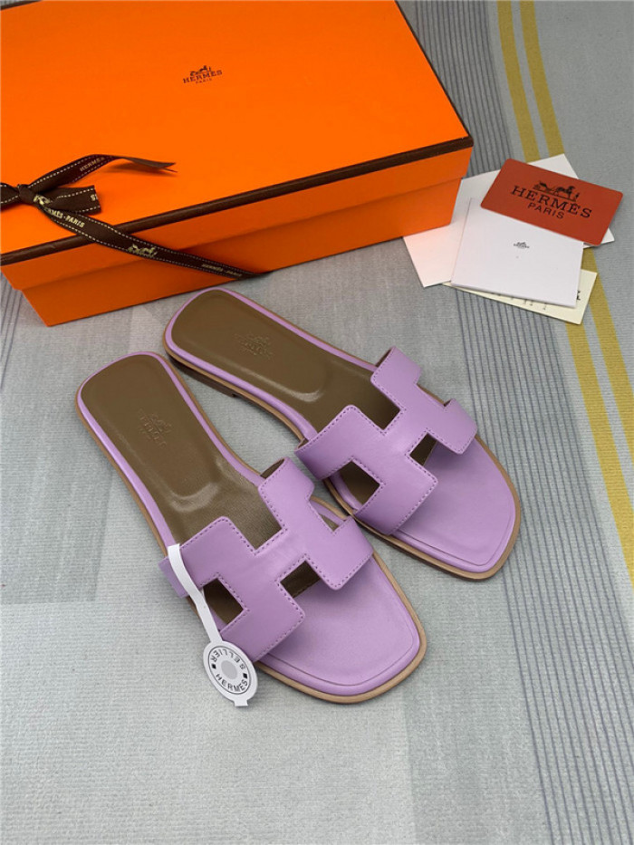 herme* sandal h32