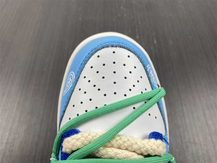 nike dunk low se 