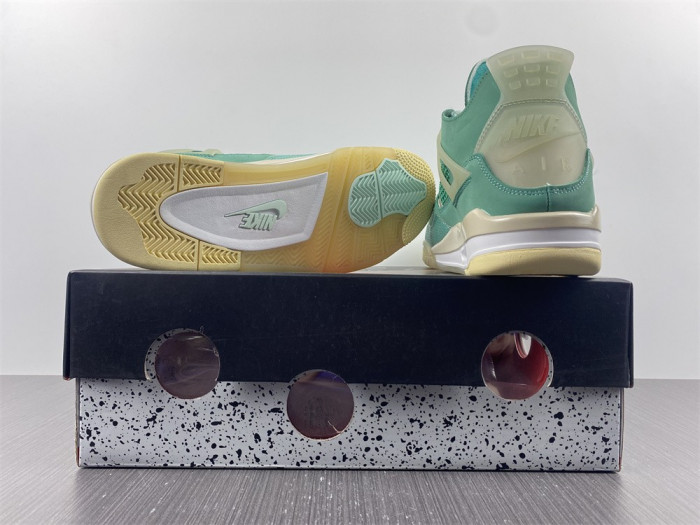 ofw x nike air jordan 4 retro T*f*ny green cv9388-102