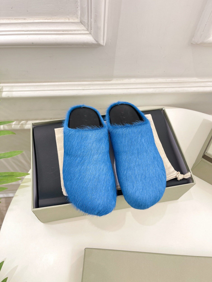 blue long hair calfskin fussbett sabot iris mar03
