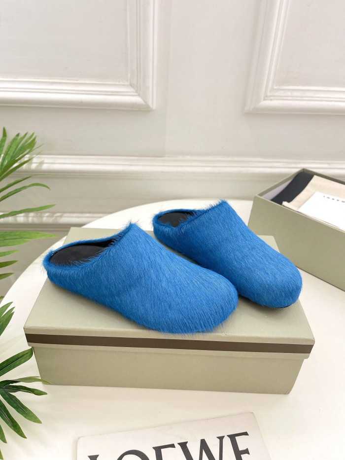 blue long hair calfskin fussbett sabot iris mar03