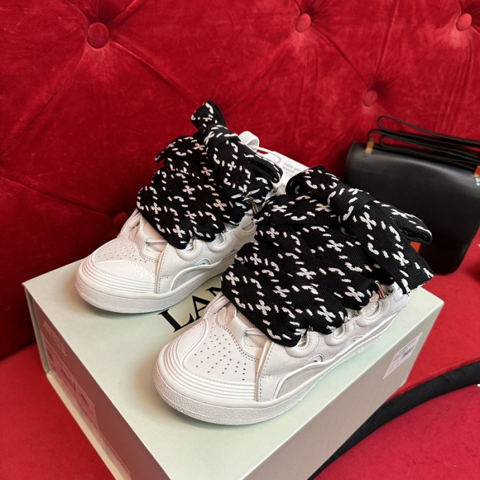 lavin sneaker30