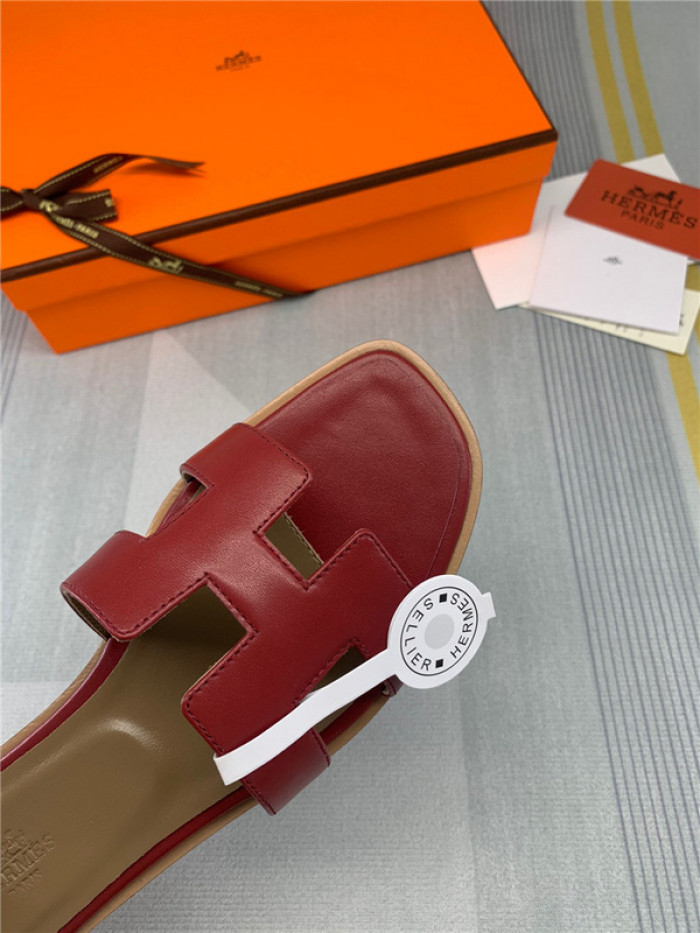 herme* sandal h35