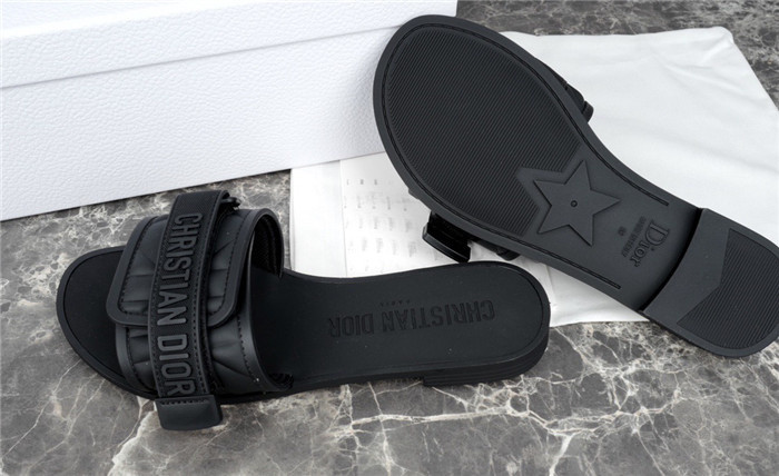 d*or sandal0024