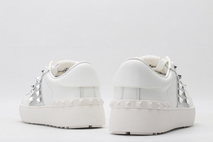 v*lentino garavani white vl7n sneakers m237120
