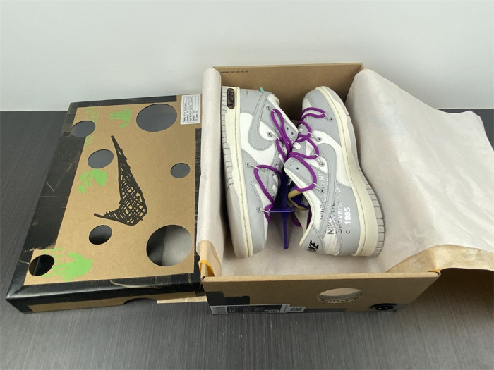 ofw x dunk low “28 of 50” dm1602-111