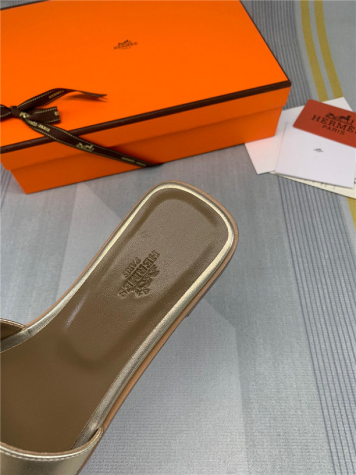 herme* sandal h39