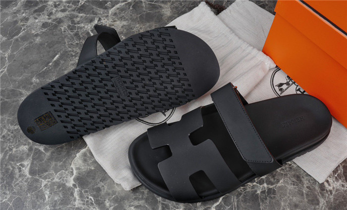 herme* sandal h69