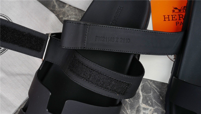 herme* sandal h69