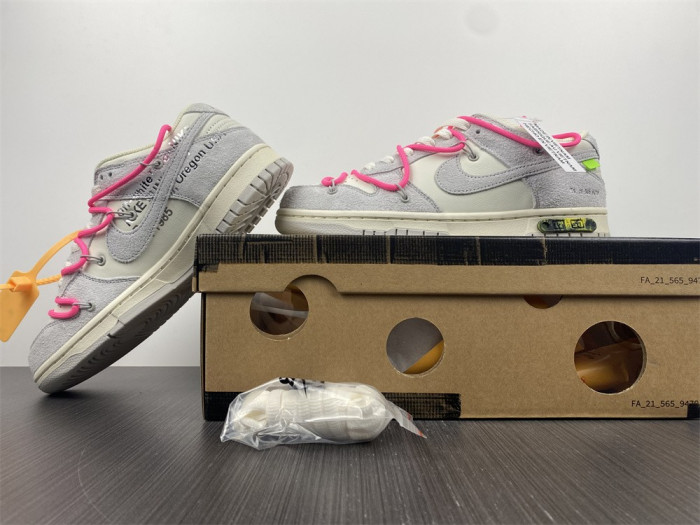 ofw x dunk low “17 of 50” dj0950-117