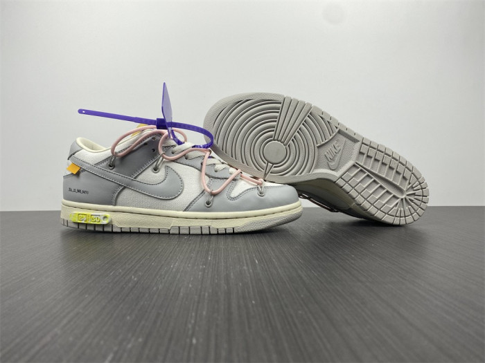 ofw x dunk low “24 of 50” dm1602-119