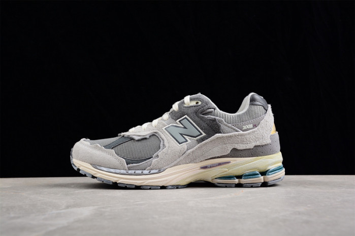 new balance 2002r protection pack rain cloud m2002rda