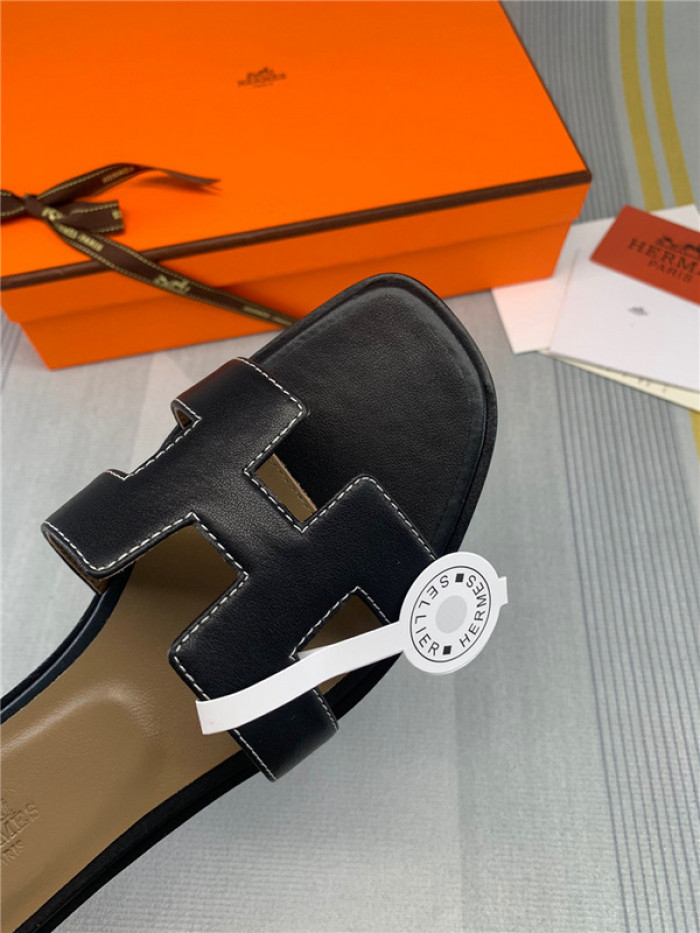 herme* sandal h37