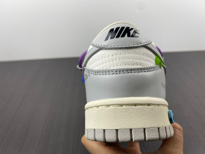 ofw x dunk low “48 of 50” dm1602-107