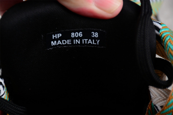 lavin sneaker22
