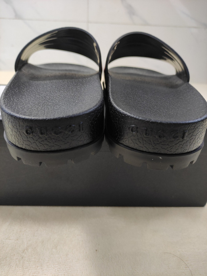 gucc* sandal89