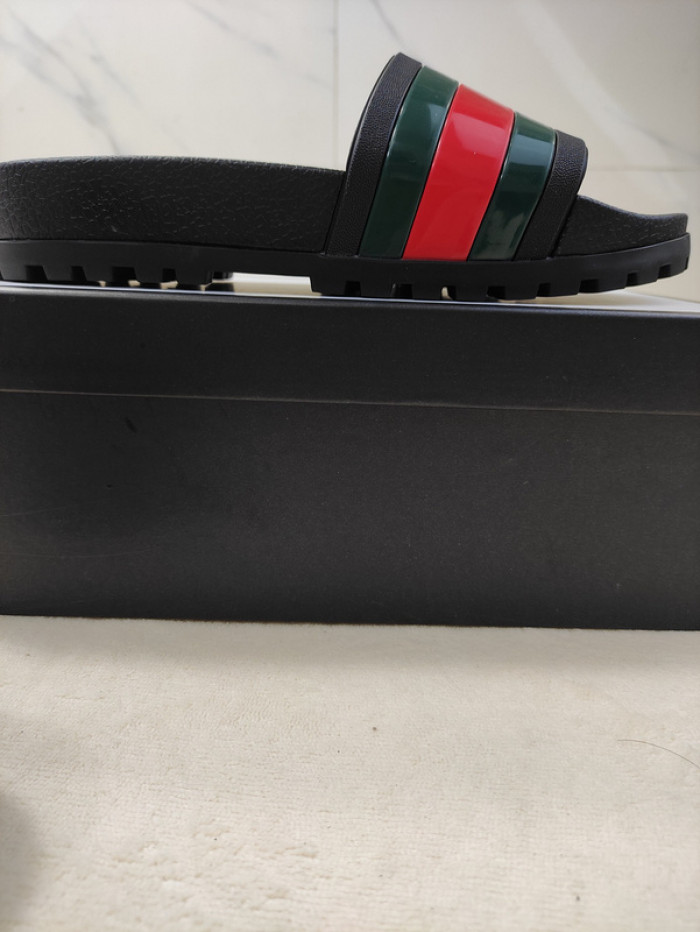 gucc* sandal89