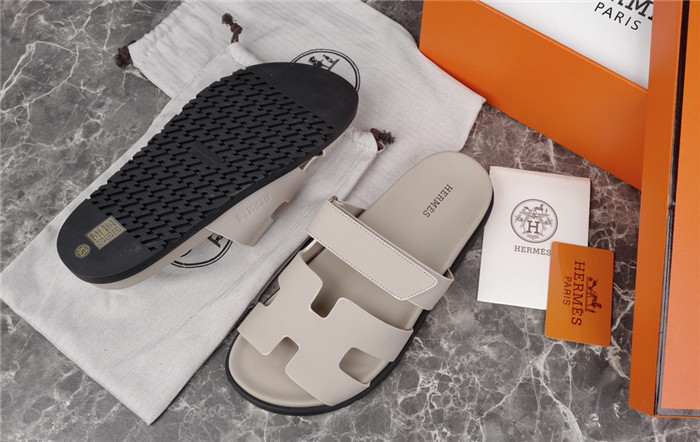 herme* sandal h73