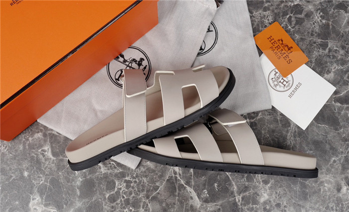 herme* sandal h73