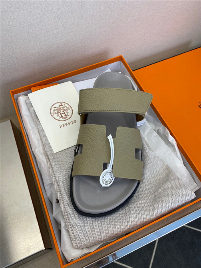 herme* sandal h59