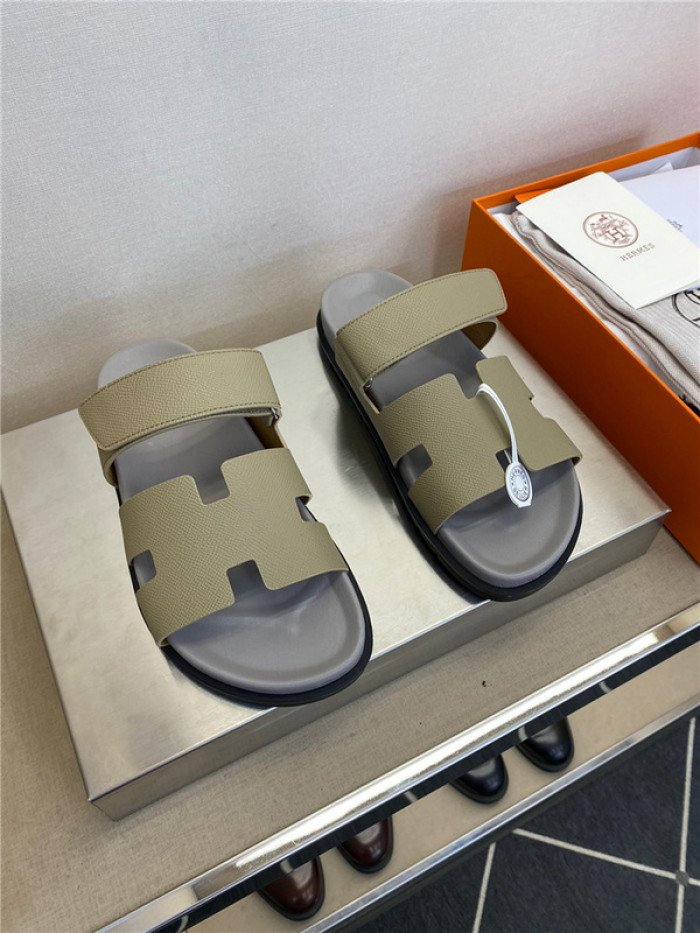herme* sandal h59