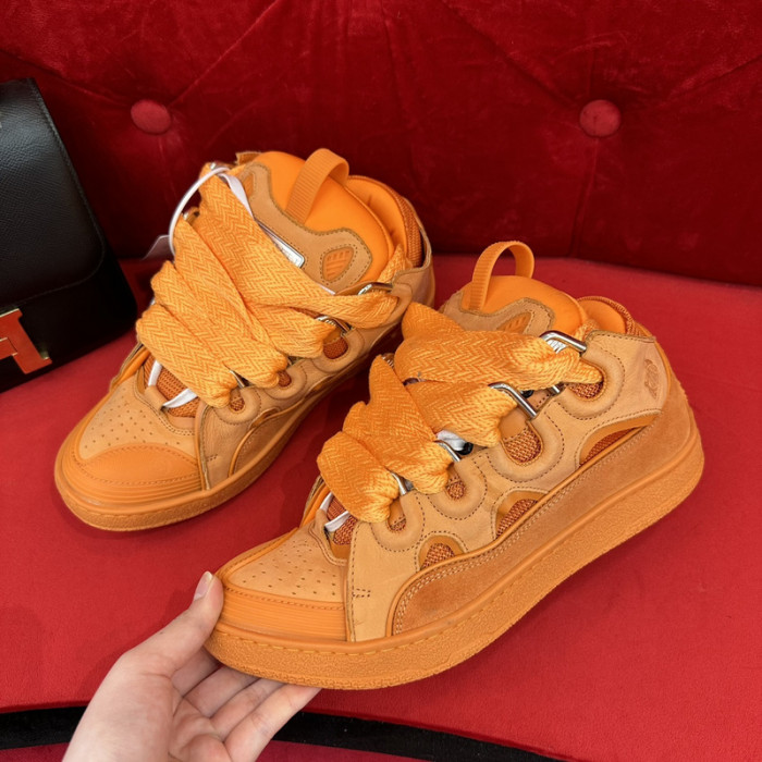 lavin sneaker102
