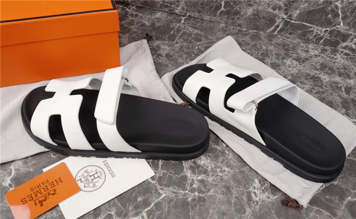 herme* sandal h75