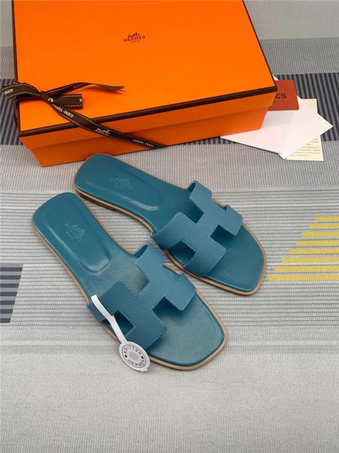 herme* sandal h52