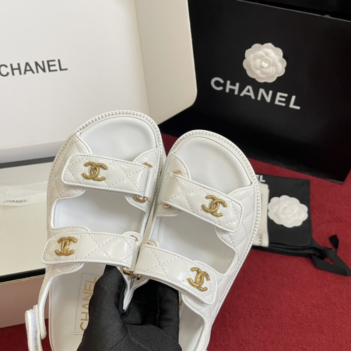 chane* sandal37