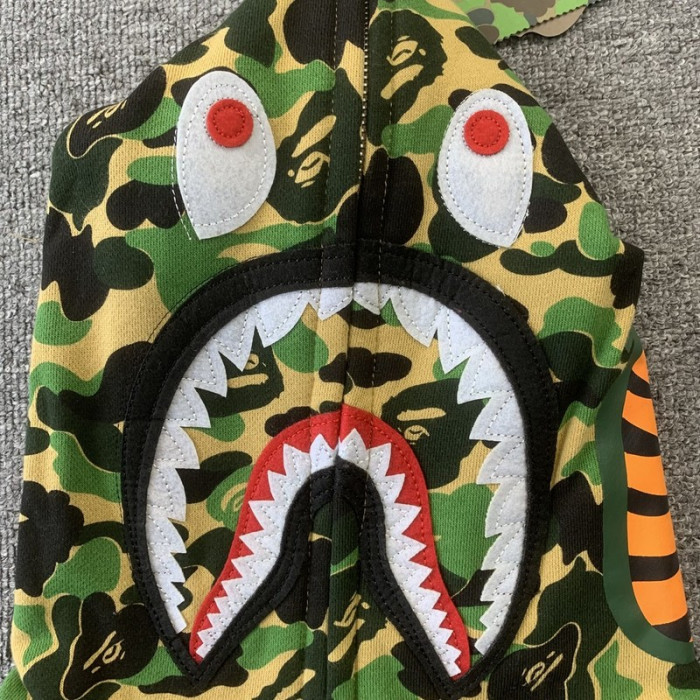 bape hoodie b13