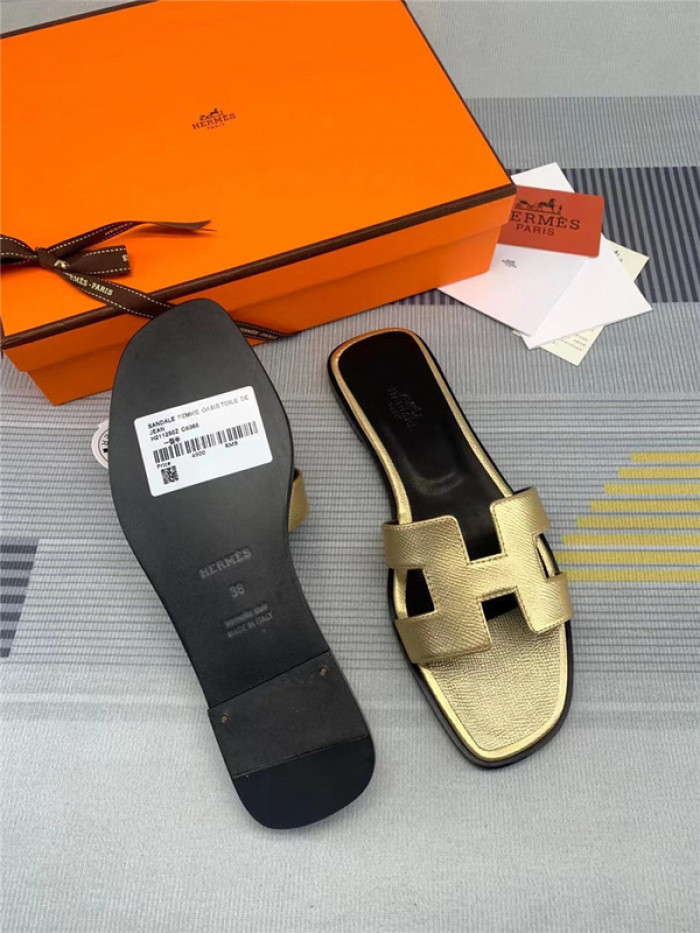 herme* sandal h31