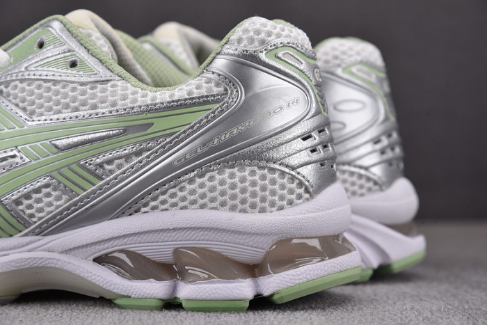 As*ic*s gel-kayano 14 white jade (women