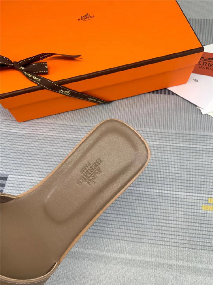 herme* sandal h50