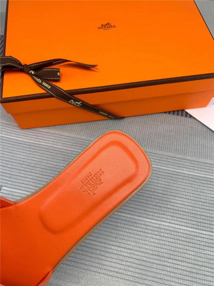 herme* sandal h51