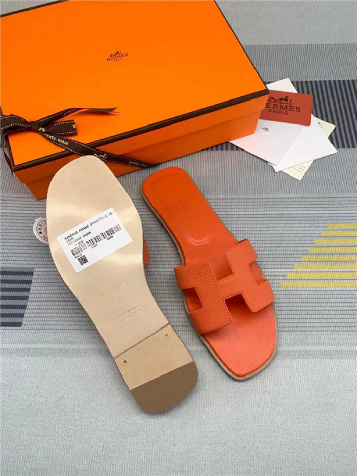 herme* sandal h51