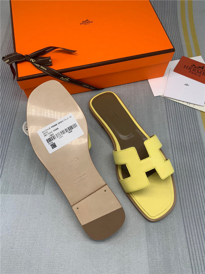 herme* sandal h42