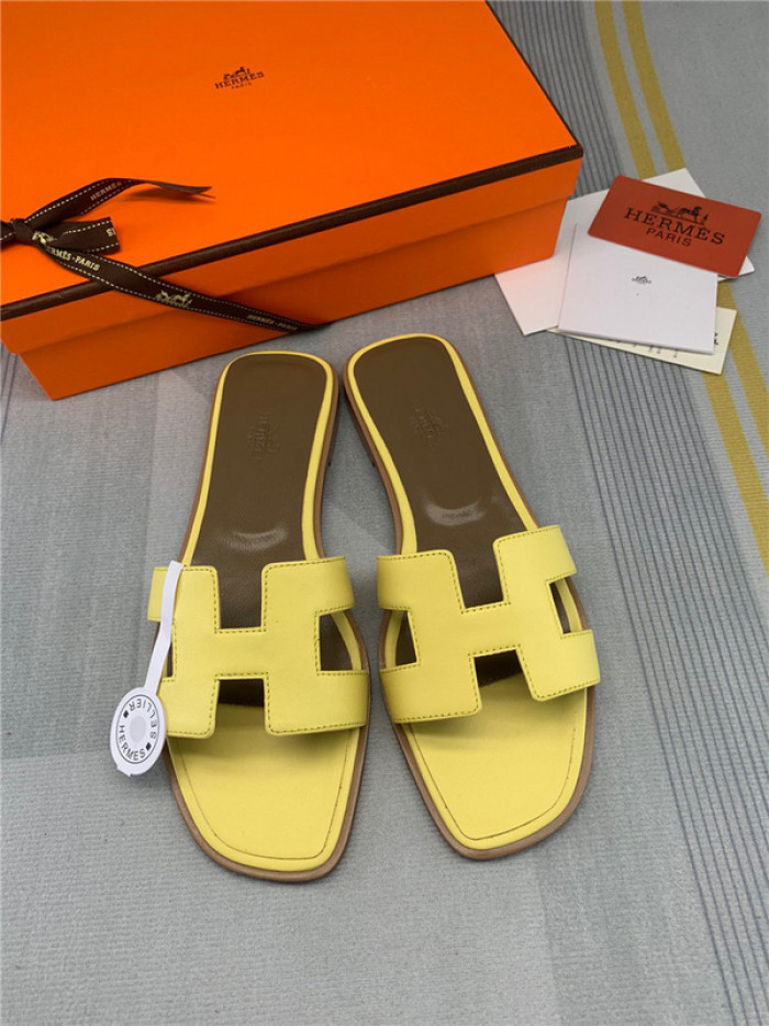 herme* sandal h42