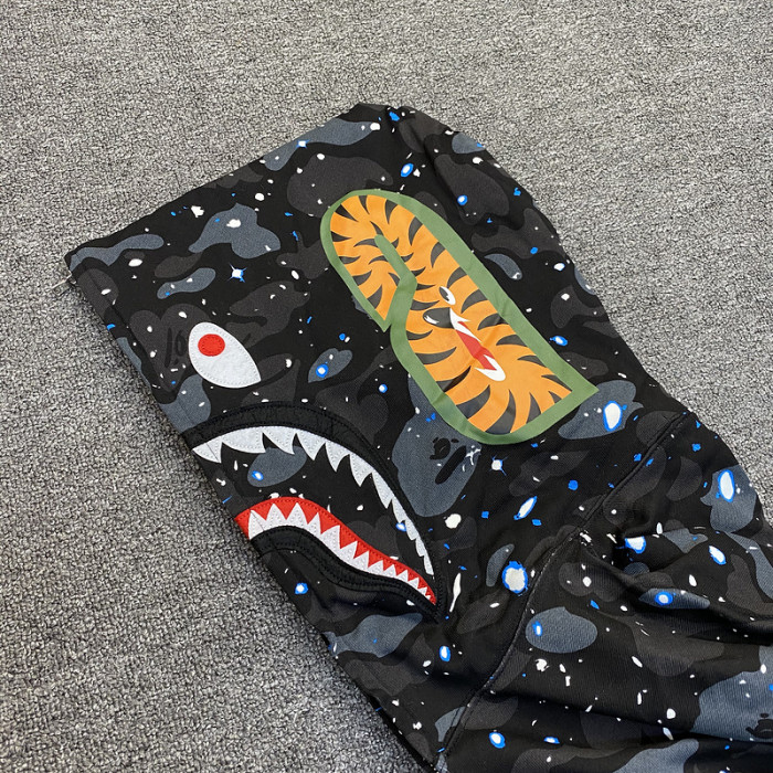 bape hoodie b4