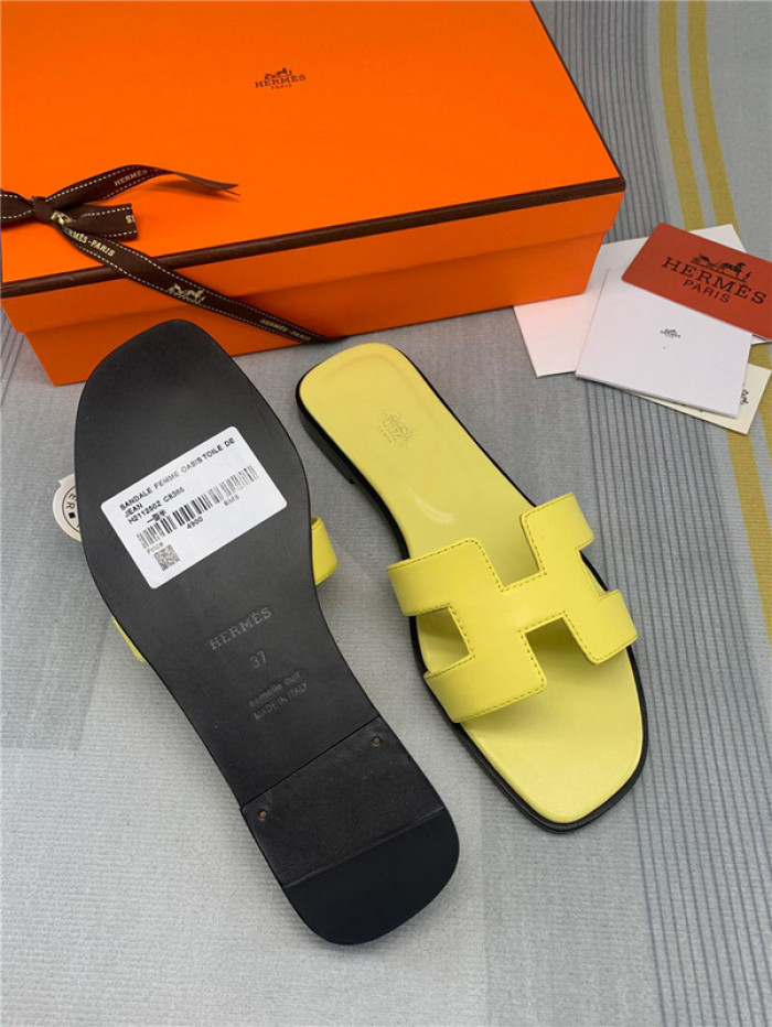 herme* sandal h27