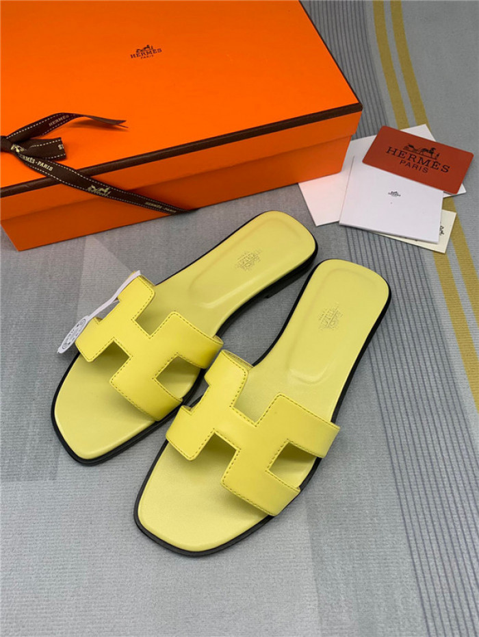 herme* sandal h27