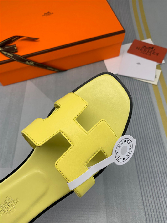 herme* sandal h27
