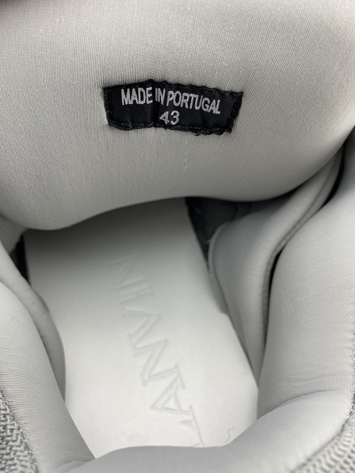lavin sneaker48