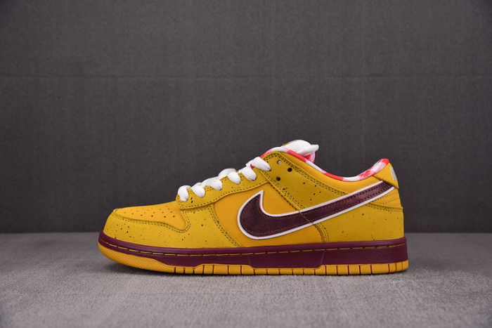 nike sb dunk low yellow lobster 313170-137566